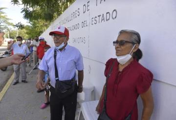 Acudieron juntos por su primera dosis de la vacuna contra COVID