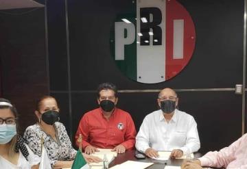 PRI recibe predictamenes de precandidaturas a presidencias municipales de Tabasco