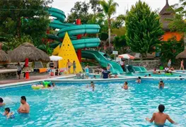 Abarrotan balnearios de Hidalgo