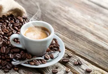 ¿Beber dos tazas de café al día reduce el riesgo de morir?