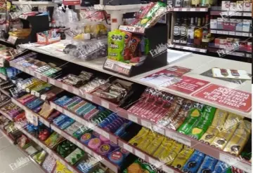 Sujeto asalta tienda de conveniencia en Gaviotas Sur