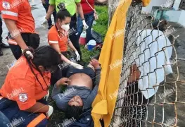 Motociclista es embestido por auto compacto en la Villahermosa-Nacajuca