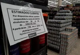 Ante Ley Seca Electoral, tabasqueños hacen compras previsoras