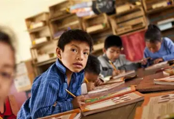 SEP pagará a jóvenes de 18 a 35 años por dar clases a niños de escasos recursos