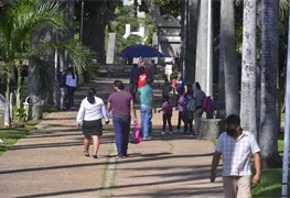 COVID-19: Tabasque&ntilde;os sin miedo al contagio pese a aumento de casos positivos 