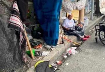 Abuelito es abandonado por su familia y ahora vive en una calle de Monterrey