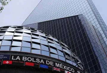 BMV inició operaciones con ligera baja; se prevé ganancia semanal