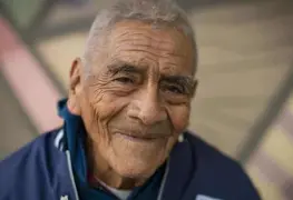 ¡La edad no es pretexto! Don Felipe egresa a sus 84 años de la Ingeniería en Procesos y Gestión Industrial 