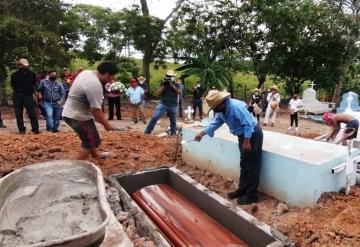 Despiden al músico, cantautor y comediante de Tabasco, Jorge Alejandro El Choco Tabasqueño
