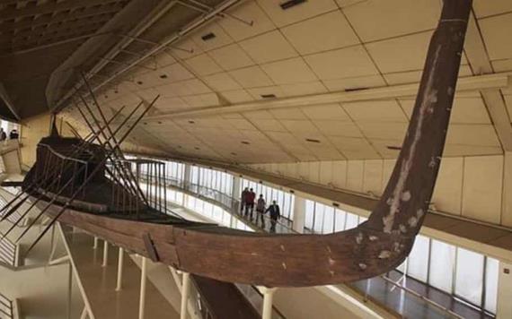 Trasladan al Gran Museo de Egipto "La barca solar de faraón Keops"