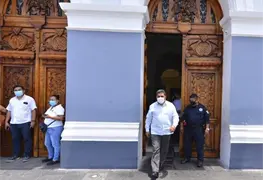 Reuni&oacute;n en palacio: Reconoce Ad&aacute;n Augusto el trabajo legislativo