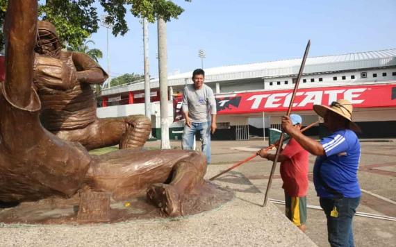 Ya están demoliendo el Parque Centenario del 27 de Febrero