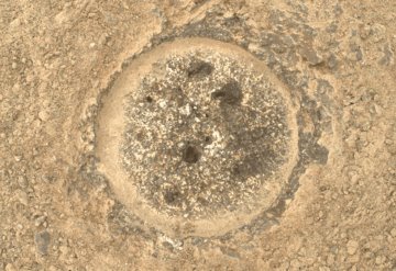 La NASA recolecta primera muestra de roca de Marte