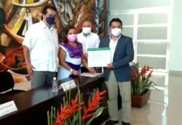 Reconocen trayectoria de profesores de Historia de la UJAT