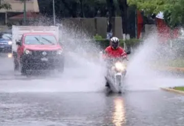 Tabasco se encuentra preparado ante pronóstico de lluvias: Guillermo del Rivero León
