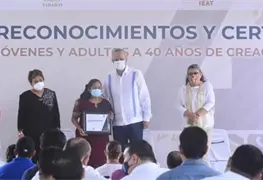Encabeza Carlos Manuel Merino Campos entrega de reconocimientos del INEA