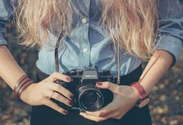 Fotógrafa borra todas las fotos que tomó en una boda por malos tratos recibidos