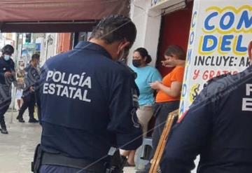 Se desploma sujeto en el centro de la ciudad