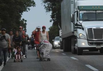 Caravana migrante conmemora Día de Muertos