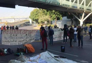 Bloquean Terminal 1 del AICM