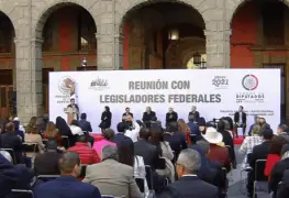 El PT y el Verde se comprometen con AMLO a sacar su reforma eléctrica