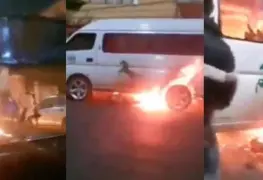 Combi atropella a motociclista; huye con moto entre las llantas