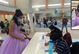 Quincea&ntilde;era caus&oacute; revuelo; acude a vacunarse antes de su festejo