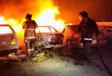 Se incendia depósito de autos en Nuevo León