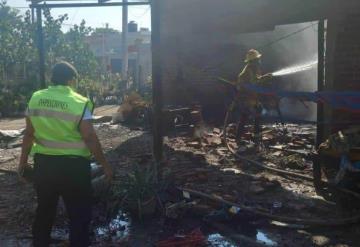 Captan explosión de bodega con pirotecnia en Apatzingán