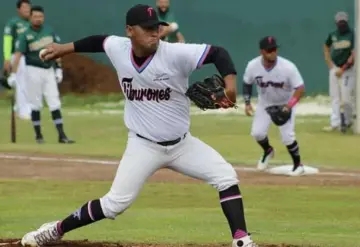 El pitcher Yuyo Marín se coronó campeón en la Liga Estatal Yucateca de Beisbol