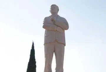 Rechaza AMLO monumento en Atlacomulco y pide a sus habitantes no erijan estatuas de él