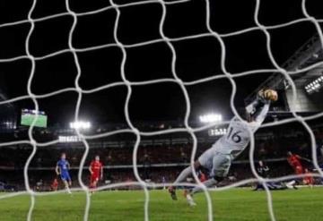 Por Covid, aplazan la semifinal de Copa de la Liga entre Liverpool y Arsenal