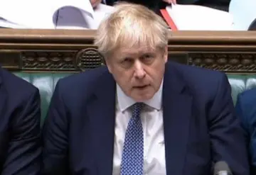 Primer ministro de Reino Unido se disculpa tras asistir a fiesta durante el confinamiento