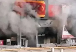 Supuesto grupo criminal incendia Oxxo de Chihuahua; rapiña se lleva la cerveza		