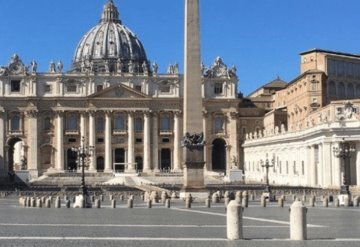 El Vaticano defiende a Benedicto XVI