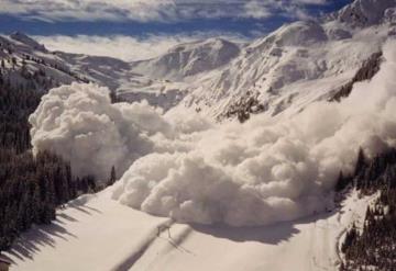 Avalancha en Australia deja cinco muertos