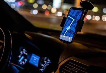Ex conductora de Uber exhibe infidelidad de una pasajera