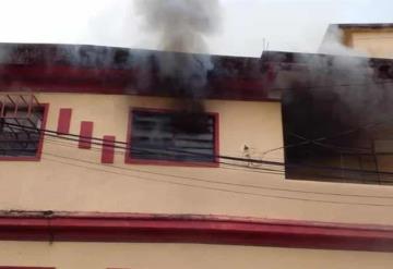 Se incendia vivienda por corto circuito en Teapa