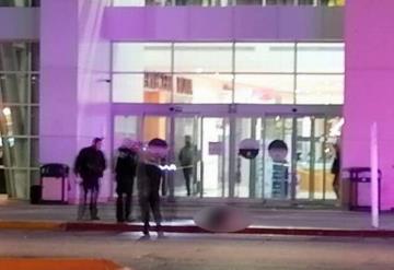 Asesinan a mujer frente a plaza comercial de Ciudad Juárez