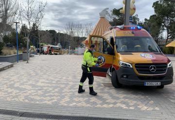 Trece heridos en Madrid tras derrumbarse techo del auditorio de parque de atracciones