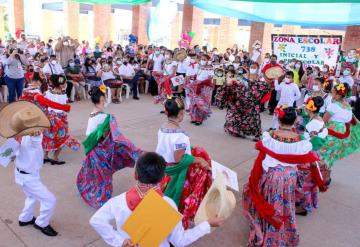 Celebran en Macuspana el Día Internacional de la Lengua Materna