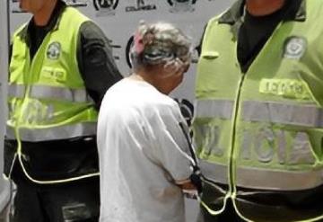 Detención de abuelita genera debate en redes; fue detenida por robar arroz en Colombia