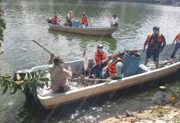 Realizan diversas asociaciones brigada de limpieza en la Laguna de las Ilusiones