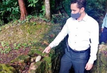 Hallan "mano de metate" para moler maíz en zona arqueológica de Palenque