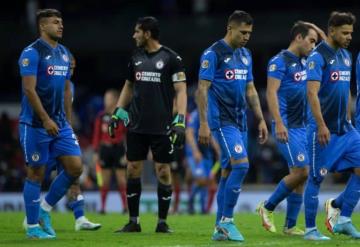 Cruz Azul: Perdió en casa ante Santos Laguna con gol de último minuto