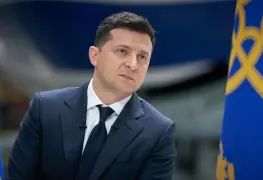 Presidente de Ucrania liberará a presos con experiencia militar para luchar contra Rusia