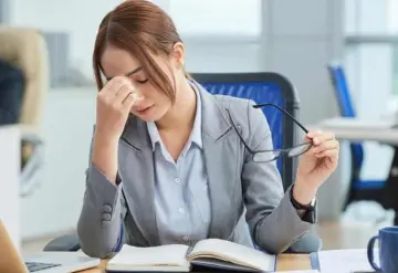 Así responde el cuerpo cuando está llegando al límite en el trabajo