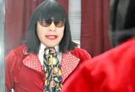 Giran orden de aprehensión a comediante por abuso sexual