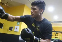 El boxeador Arturo "Furia" G&oacute;mez, listo para subirse al cuadril&aacute;tero este s&aacute;bado en el Palacio de los Deportes de Huimanguillo