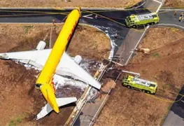 Avi&oacute;n de DHL sufre accidente y se parte en dos en el Aeropuerto de Costa Rica